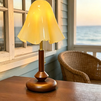 Classic Curved Stem Wood Nightstand Lamp, Retro Pull Chain Reading Lamp for Mid Century Living Room Decor