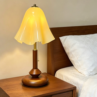 Classic Curved Stem Wood Nightstand Lamp, Retro Pull Chain Reading Lamp for Mid Century Living Room Decor