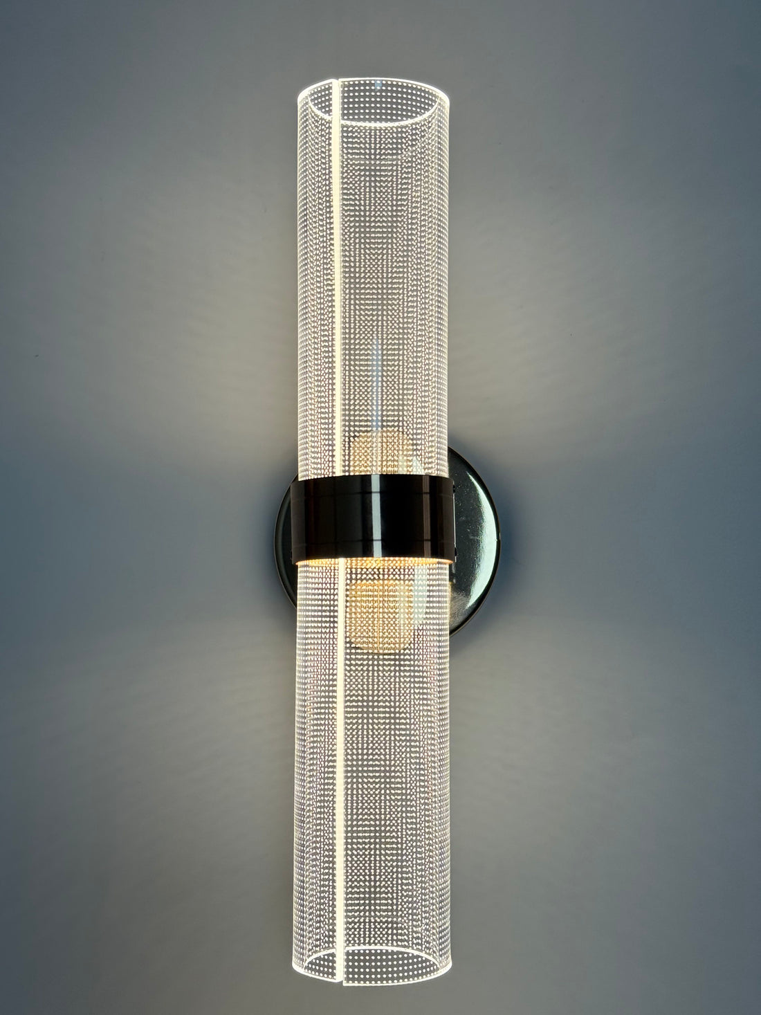 Elegant Acrylic Wall Lamp for Modern Living Rooms