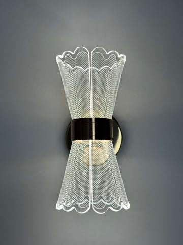 Versatile Acrylic Wall Lamp for Functional Workspaces